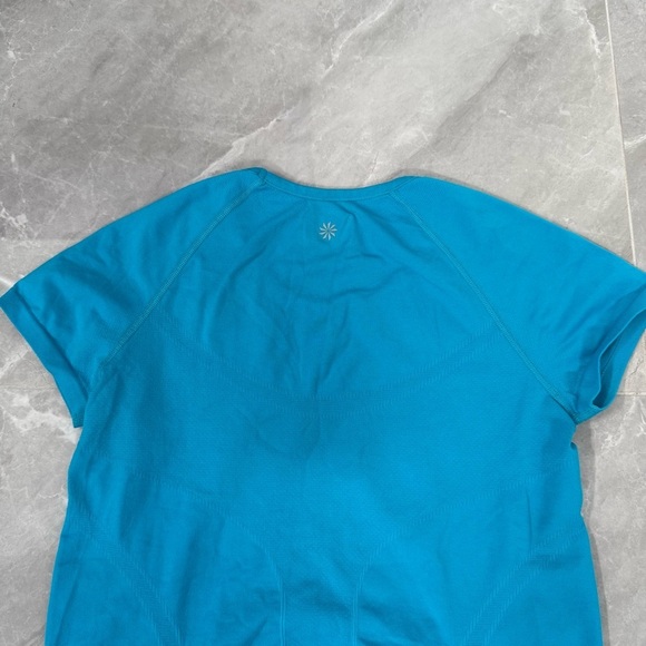 Women’s Athleta Fastest Track Tee Short Sleeve Workout Athletic Top Size Large - Picture 11 of 16